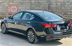 نيسان ألتيما